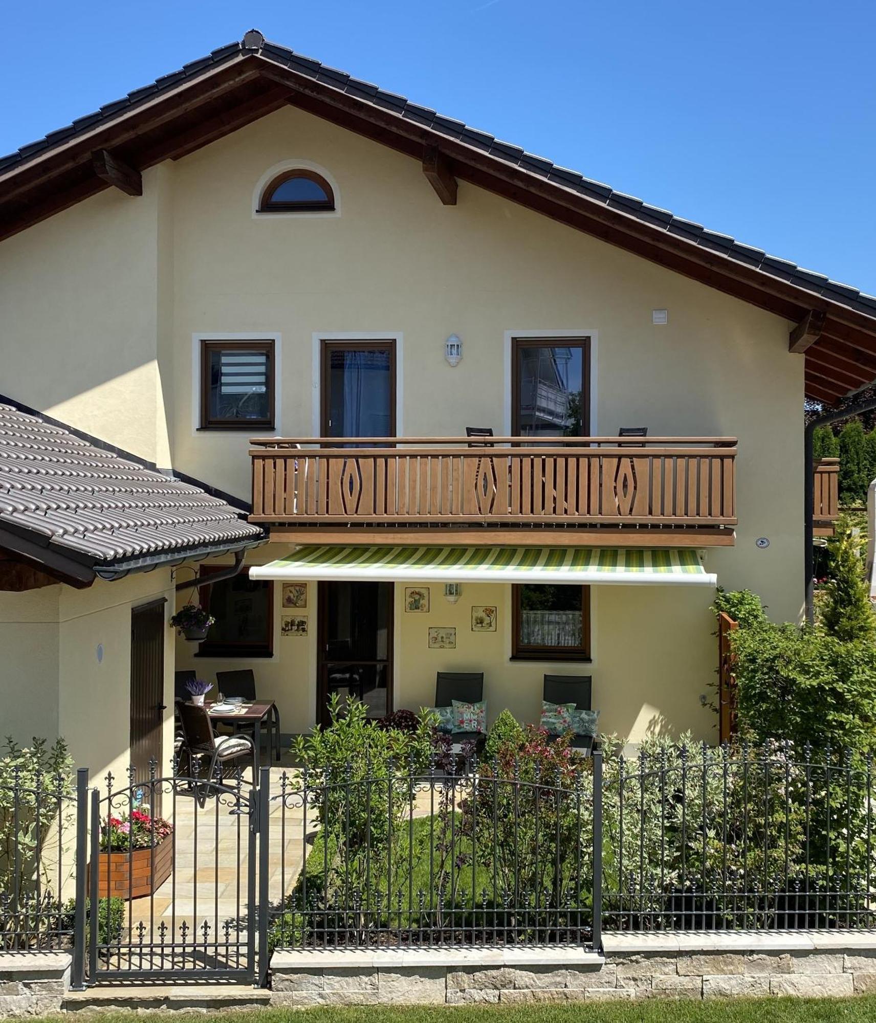 Alpenappartement Traumzeit - Pool / Eigene Terrasse / Garten Bernau am Chiemsee Extérieur photo